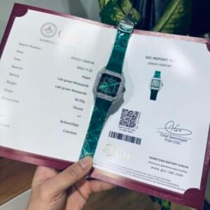 Cartier Santos With Green Moissanite Replica Watch 39.8mm