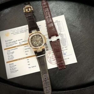 Patek Philippe Replica 1:1 Watch Nautilus 5724 18K Solid Gold With Natural Diamonds 40mm