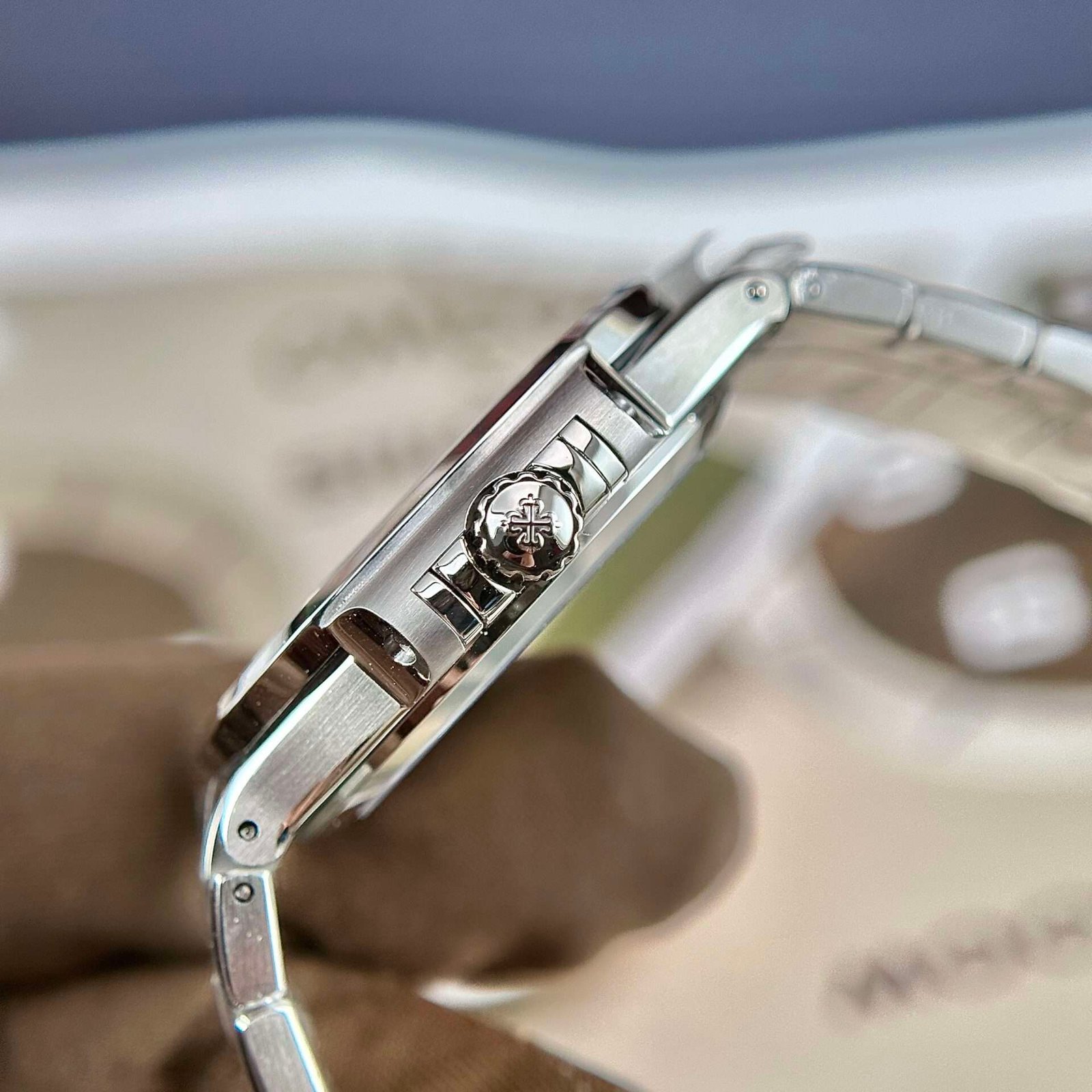 Patek Philippe Replica 11 Watch Nautilus 7118 White With Diamond Bezel Factory 3K 35.2mm - Image 5