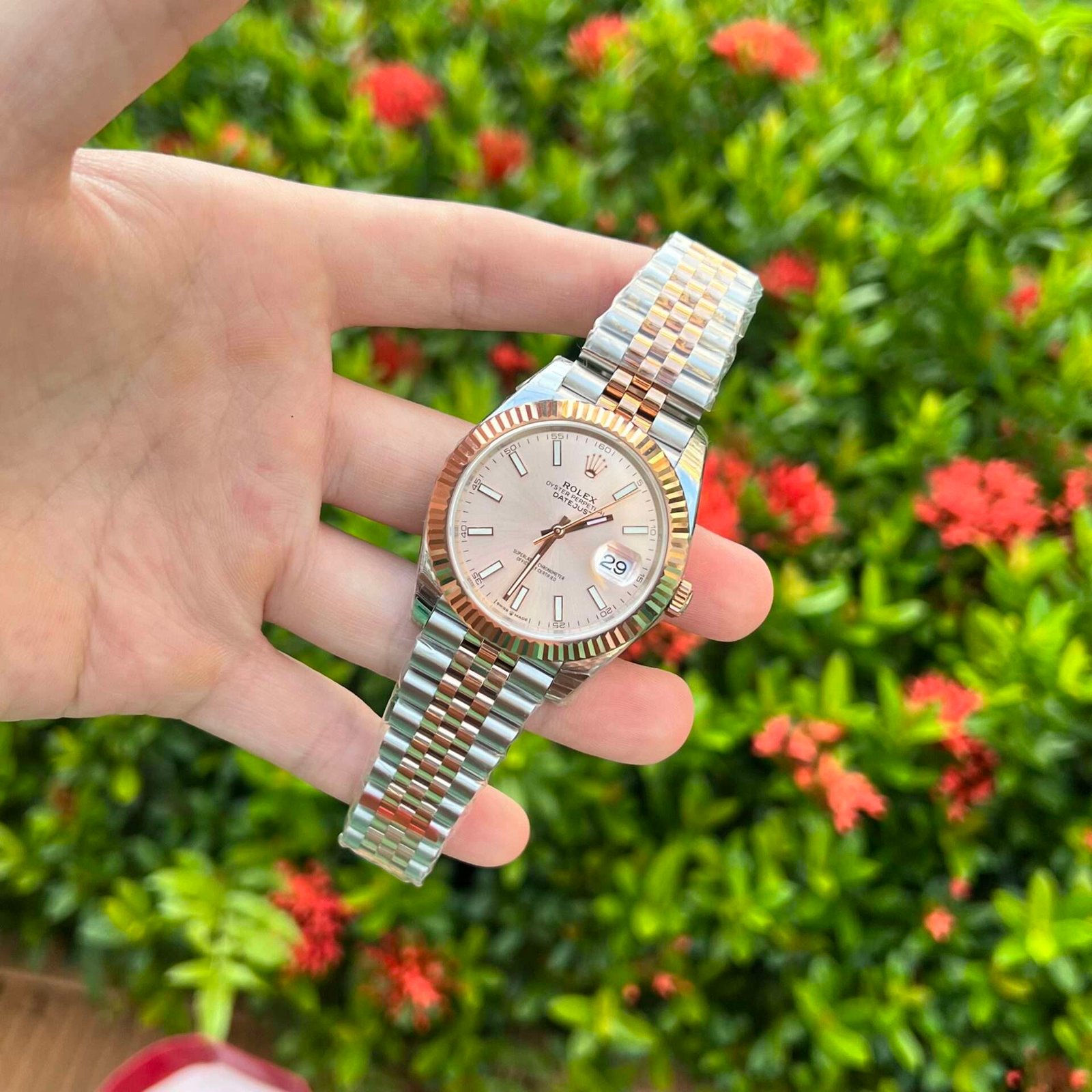 Rolex Replica 11 Watch DateJust Pink Dial Jubilee Strap Factory EW 41mm - Image 2