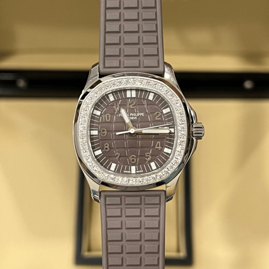 Patek Philippe Aquanaut 5067 Replica 1:1 Watch Gray With Diamonds Bezel PPF 35.6mm